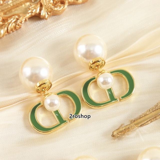 DIOR 피어싱