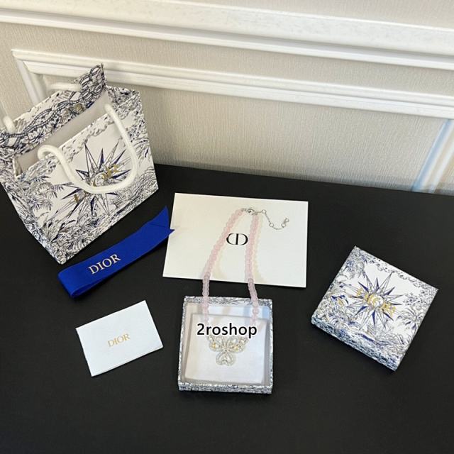 DIOR 목걸이