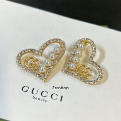 GUCCI 피어싱