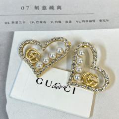 GUCCI 피어싱