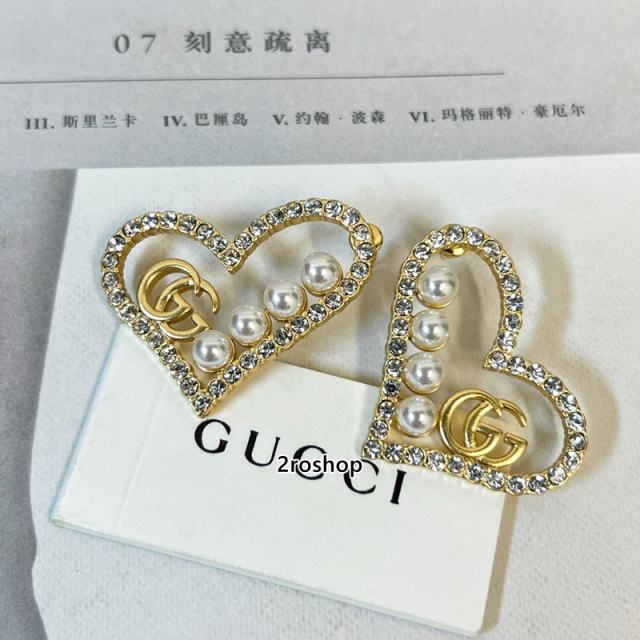 GUCCI 피어싱