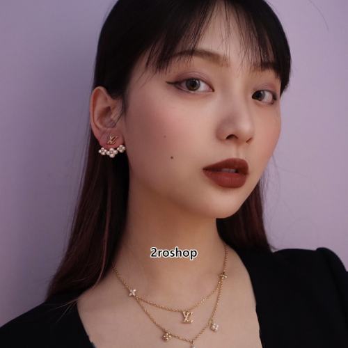 LV 목걸이