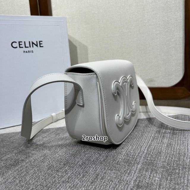 셀린느폴코백 (CUIR트리오페)