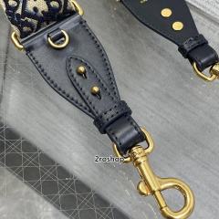 디올자수스트랩오블리크블루