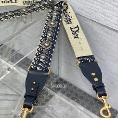디올자수스트랩오블리크메달블루
