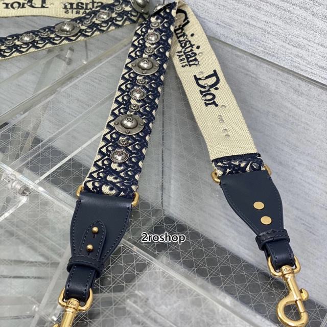 디올자수스트랩오블리크메달블루