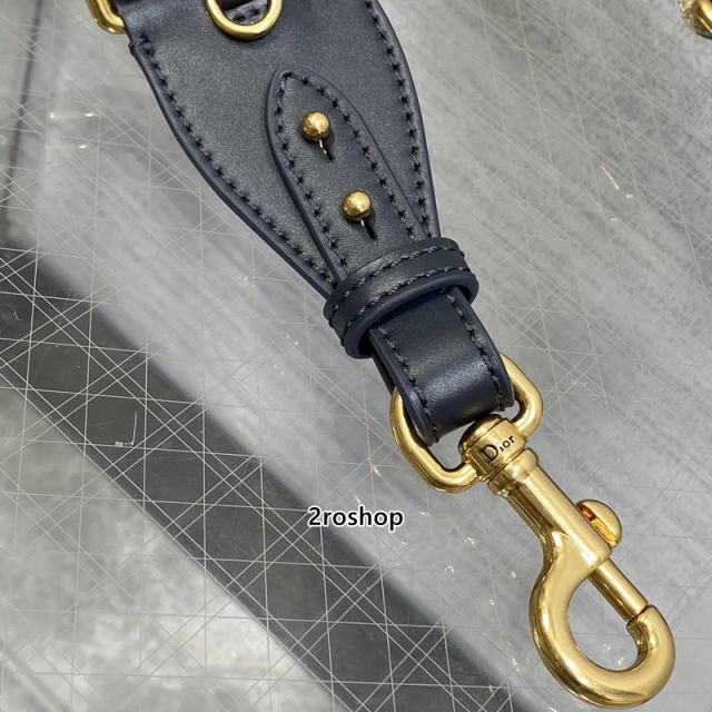 디올자수스트랩오블리크메달블루