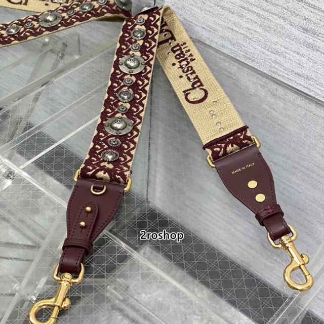 디올자수스트랩오블리크메달버건디