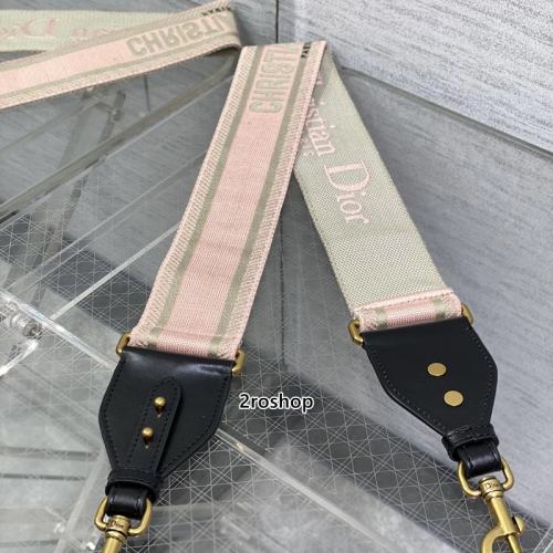 디올자수스트랩핑크