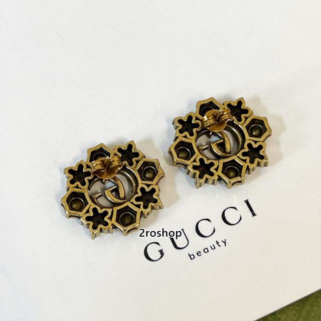 GUCCI 피어싱