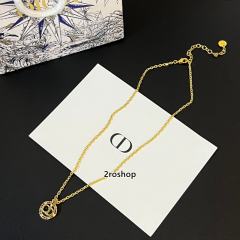 DIOR 목걸이