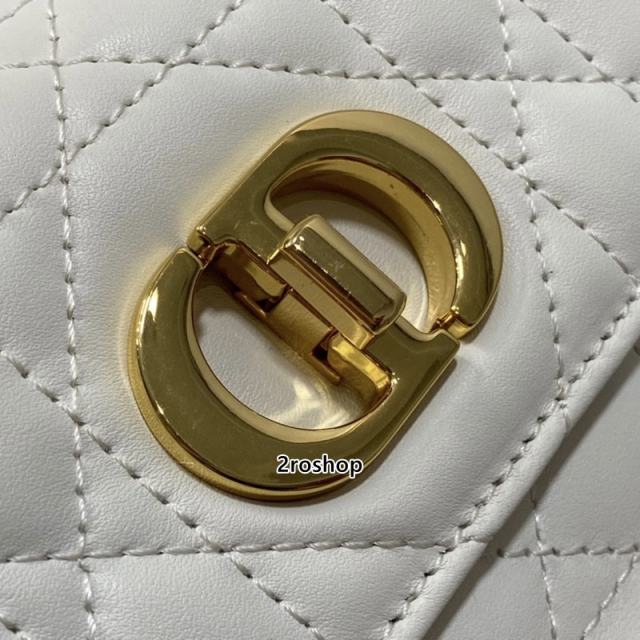 디올카로백미니화이트