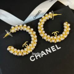 CHANEL 피어싱