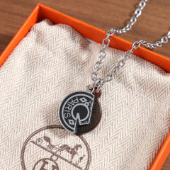 HERMES 목걸이