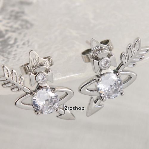 Vivienne Westwood 피어싱