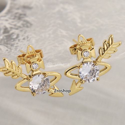 Vivienne Westwood 피어싱