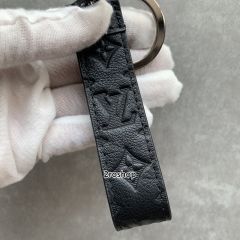LV 키링