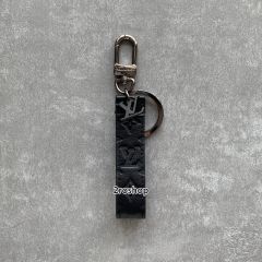 LV 키링