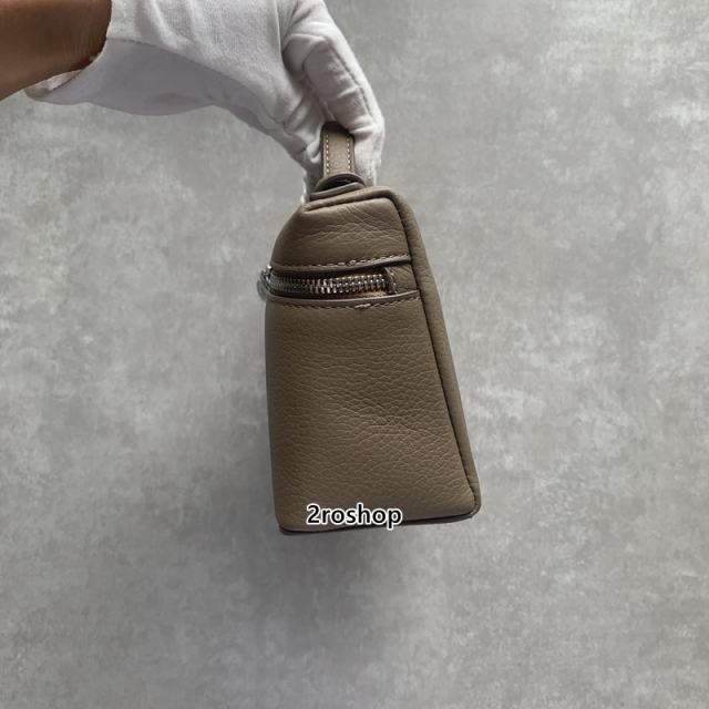 로로피아나클러치