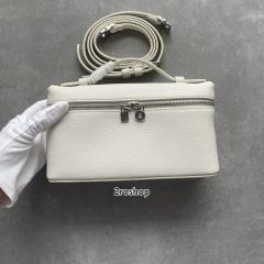 로로피아나클러치