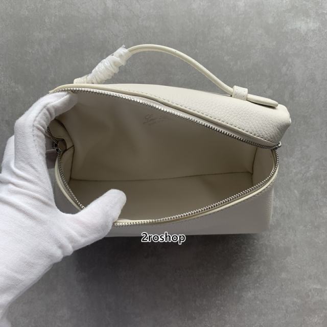 로로피아나클러치