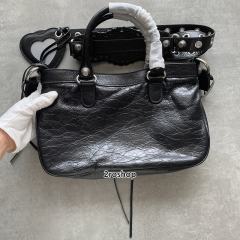 발렌시아가클래식시티백