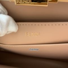 펜디피카부탑핸들백