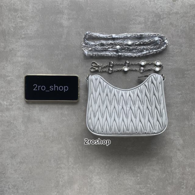 미우미우마테라쎄숄더백