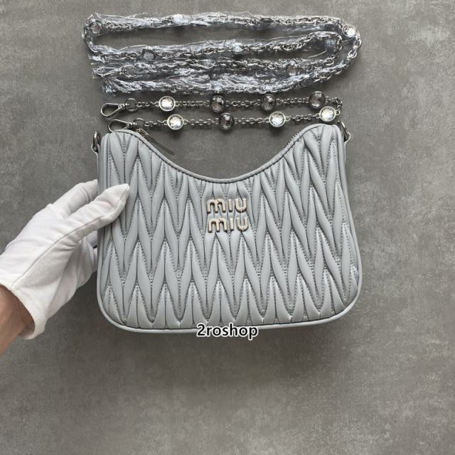 미우미우마테라쎄숄더백