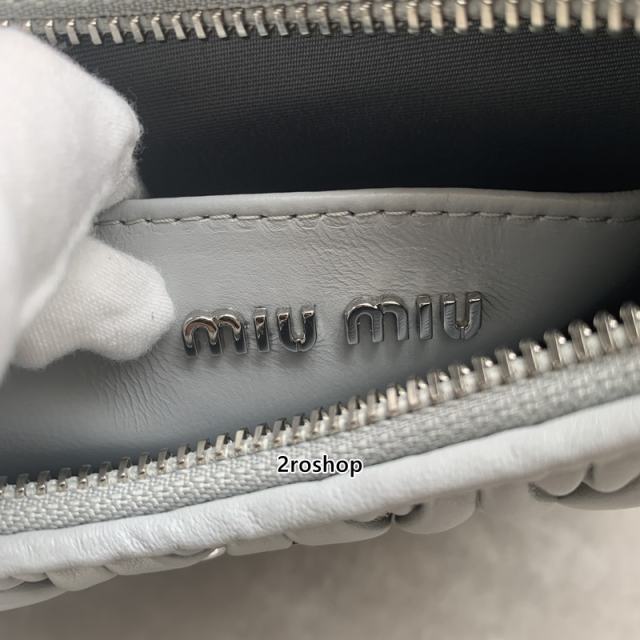 미우미우마테라쎄숄더백