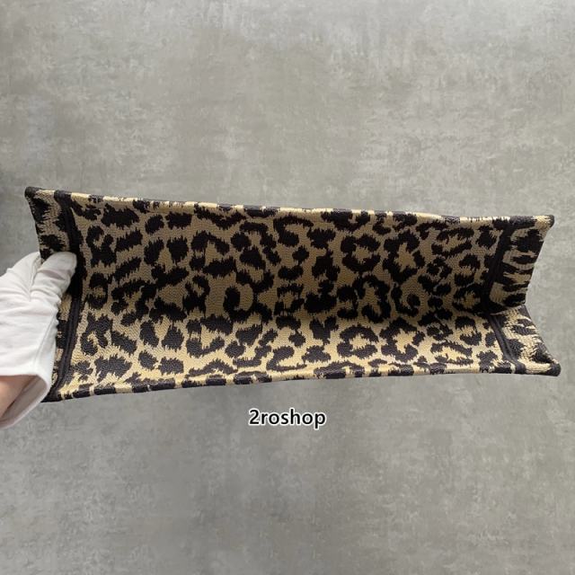 디올북토트백