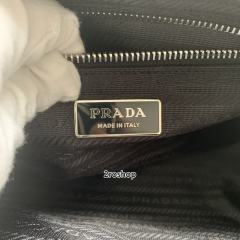 프라다토트백