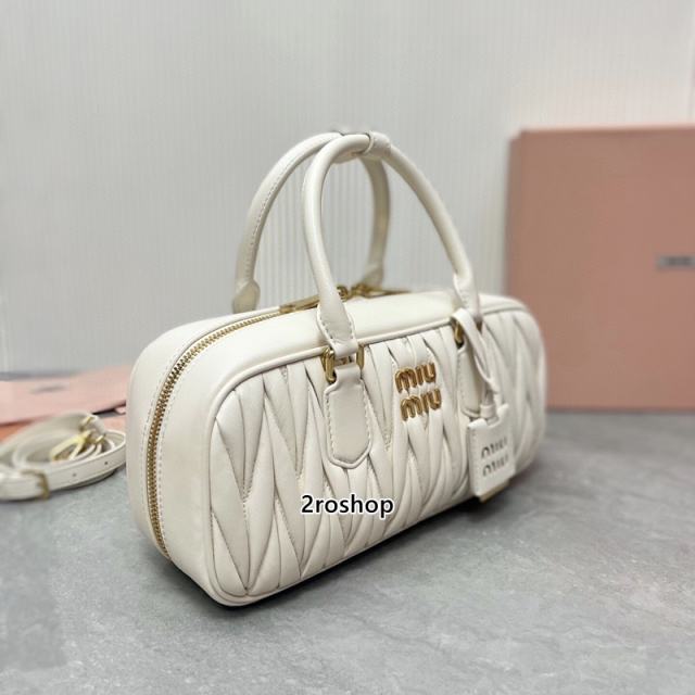 미우미우마테라쎄탑핸들백27cm