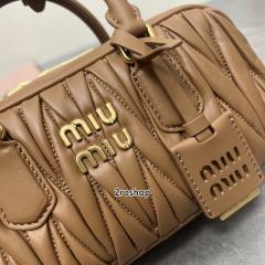 미우미우마테라쎄탑핸들백22cm