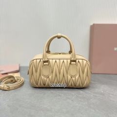 미우미우마테라쎄탑핸들백22cm