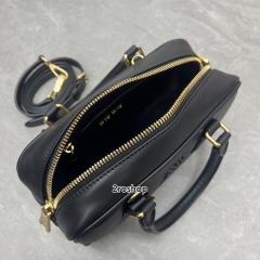 미우미우아르카디가죽백22cm