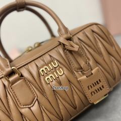 미우미우마테라쎄탑핸들백27cm