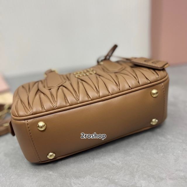 미우미우마테라쎄탑핸들백22cm