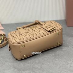미우미우마테라쎄탑핸들백22cm