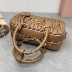 미우미우마테라쎄탑핸들백22cm