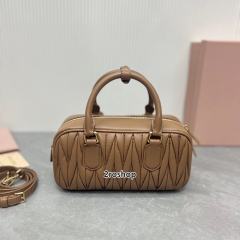 미우미우마테라쎄탑핸들백22cm