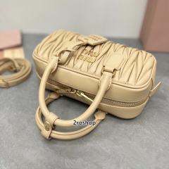 미우미우마테라쎄탑핸들백22cm