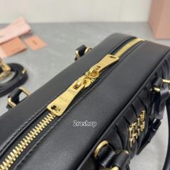 미우미우마테라쎄탑핸들백27cm