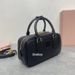미우미우아르카디가죽백22cm