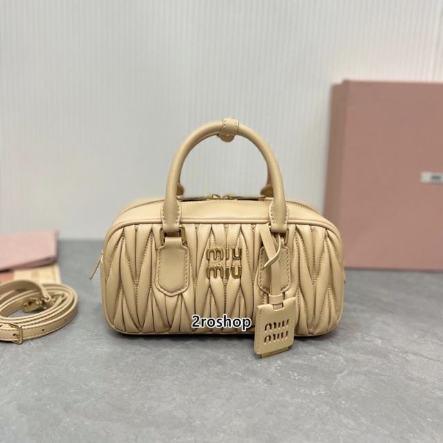 미우미우마테라쎄탑핸들백22cm