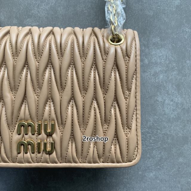 미우미우숄더백