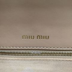 미우미우숄더백