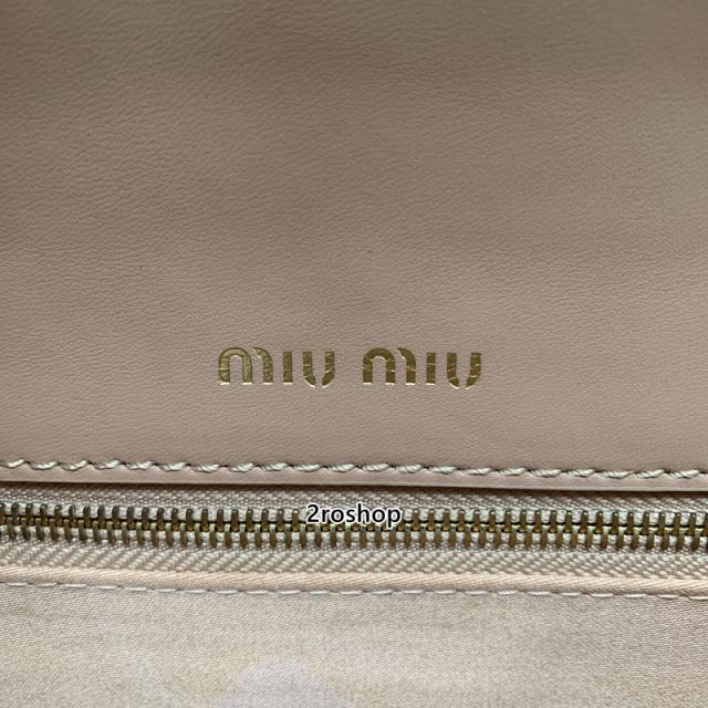 미우미우숄더백