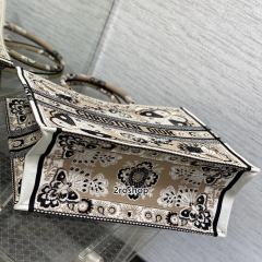 디올북토트백라지