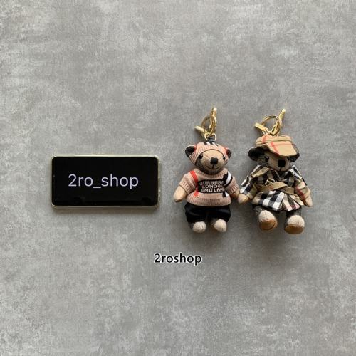 BURBERRY 키링